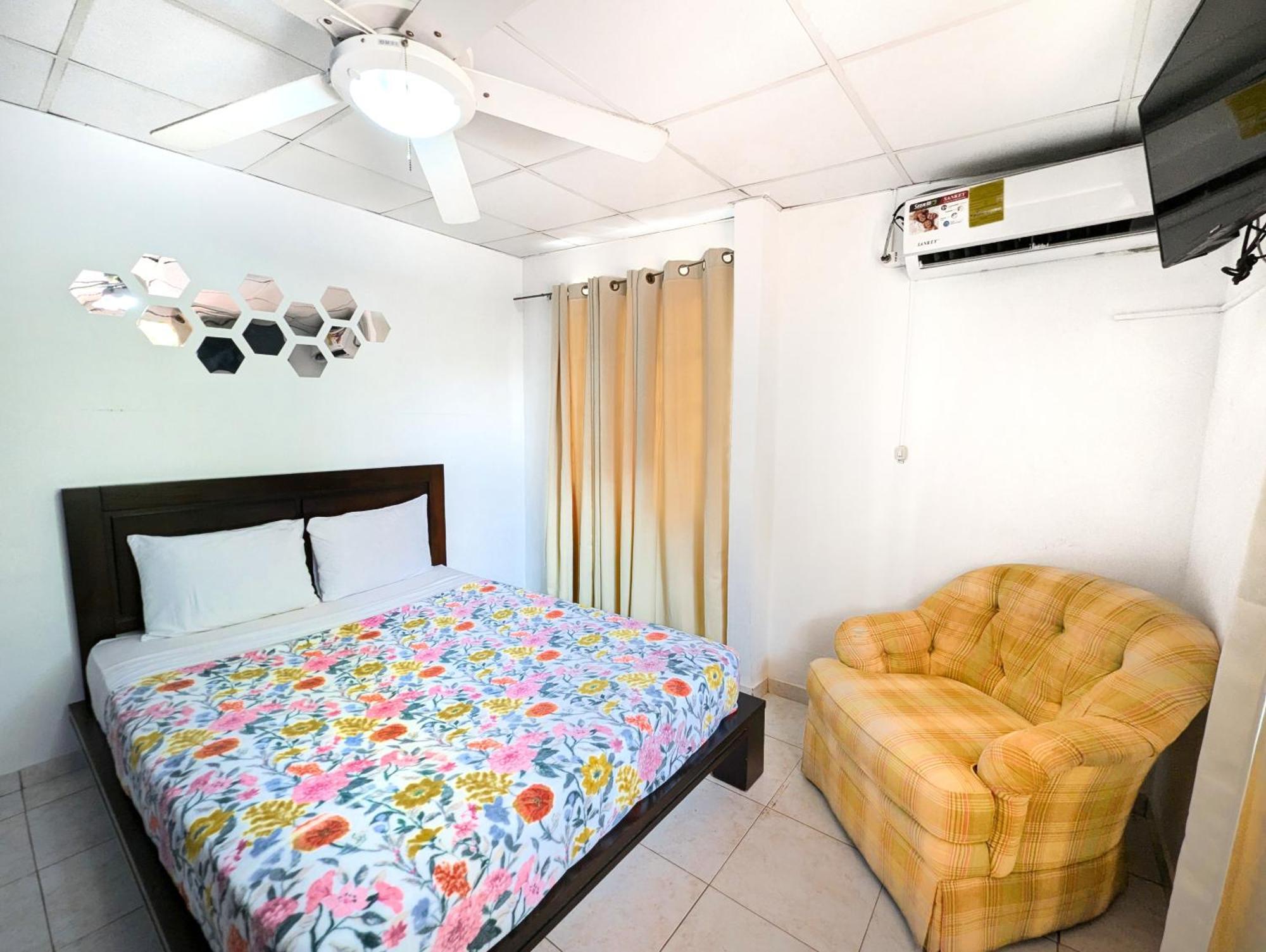 Hostal Yoha Ciudad de Panamá Exterior foto